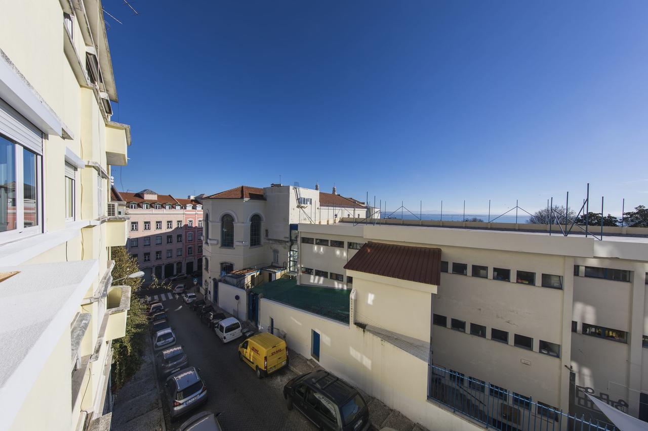 Spacious 4Bdr River View Apartment Lisbon Exterior photo